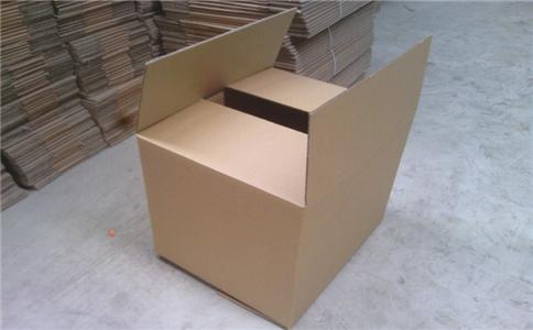 包装纸箱内部颜色的讲究