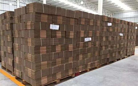 纸箱出货量与售价有何关系?